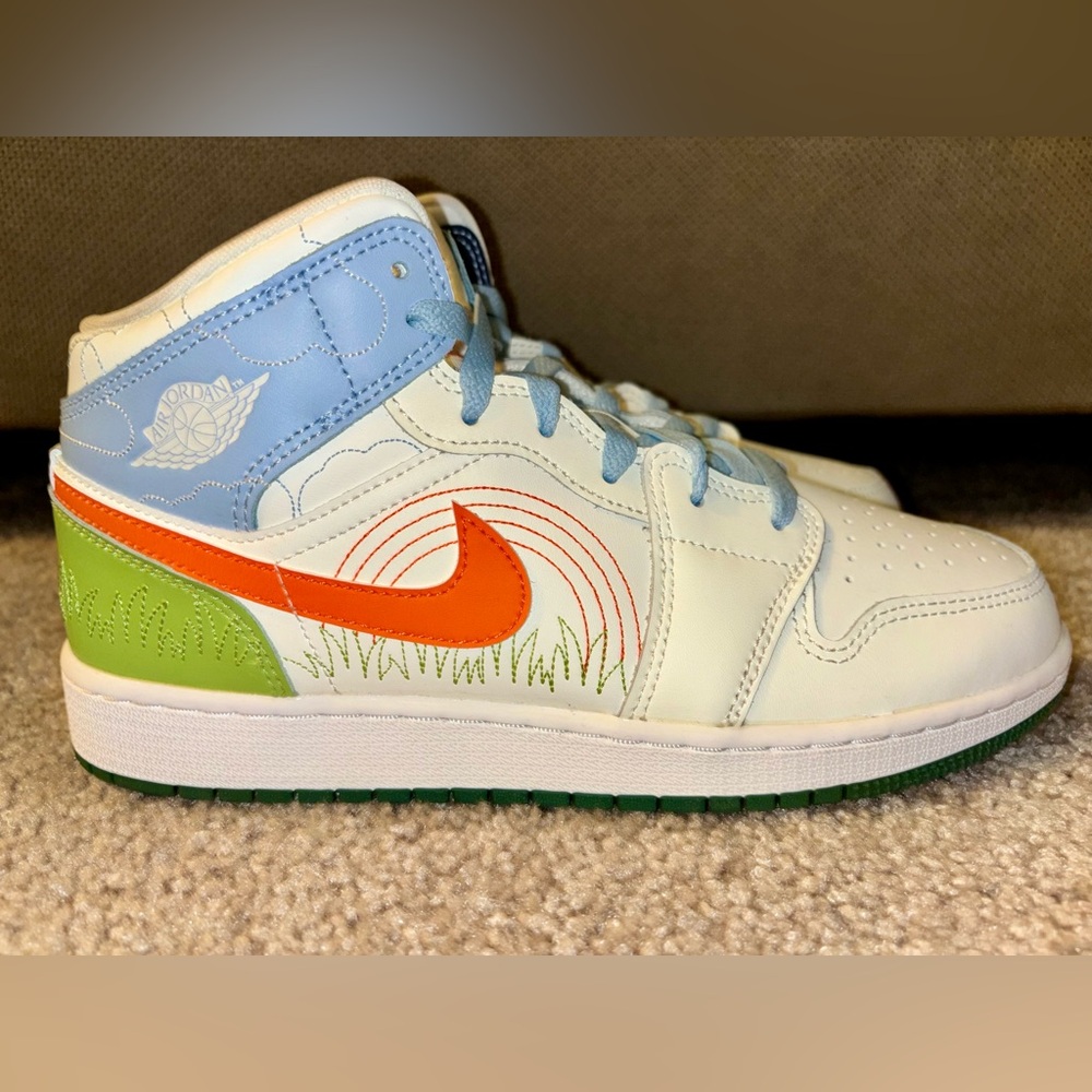 Jordan 1 Mid GS “Stitch” Sneakers